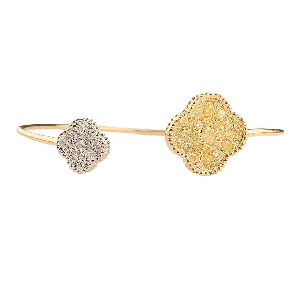 18K YG Tubuliar Wire Bangle w Clover Shaped Pave Diamonds