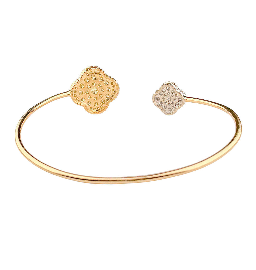 18K YG Tubuliar Wire Bangle w Clover Shaped Pave Diamonds