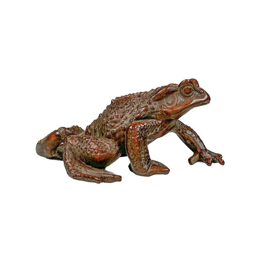 Boxwood Carved Toad Statue