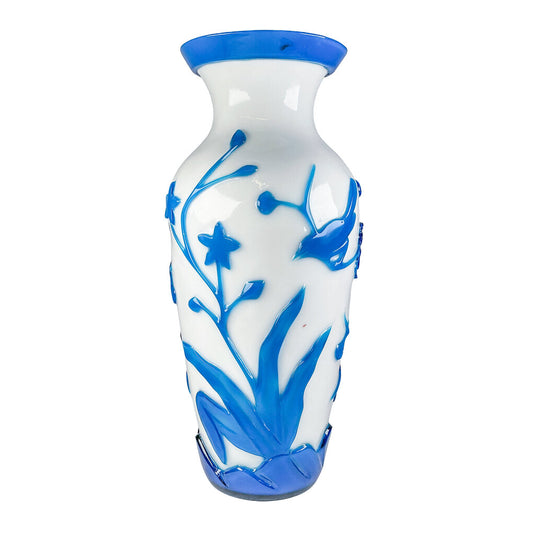 Peking Glass Vase w. Blue Overlay
