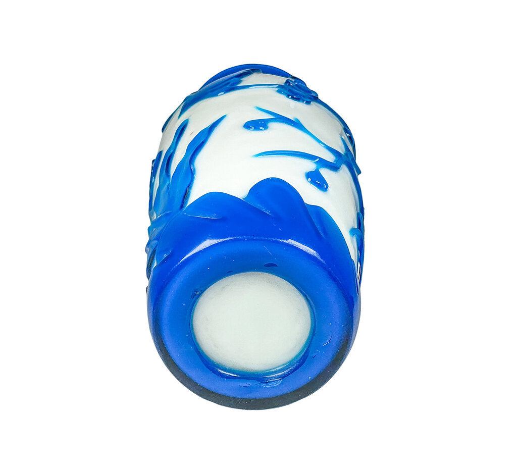 Peking Glass Vase w. Blue Overlay