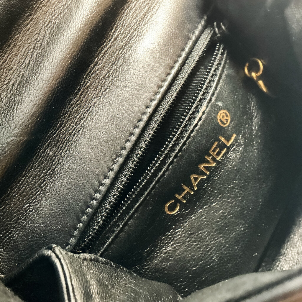 Vintage 90s Chanel Quilted Camellia Bag