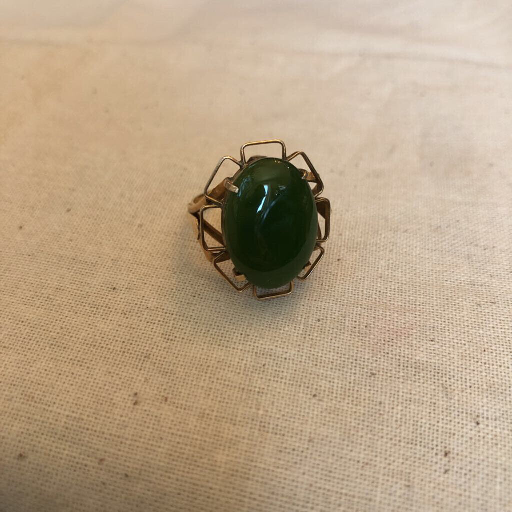 Ring 14K with Green Hardstone