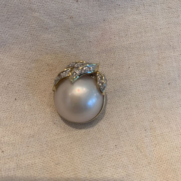 Enhancer 14K with Mabe Pearl & Diamonds