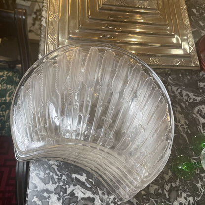 Lalique Jaffa Crescent Salad Plate