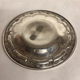 Round Tray with Floral Trim Towle