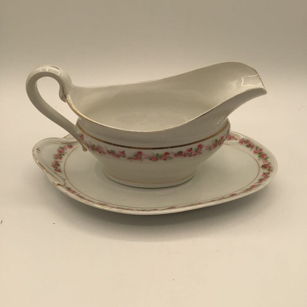 Gravy Boat with Underplate Bassett Limoges