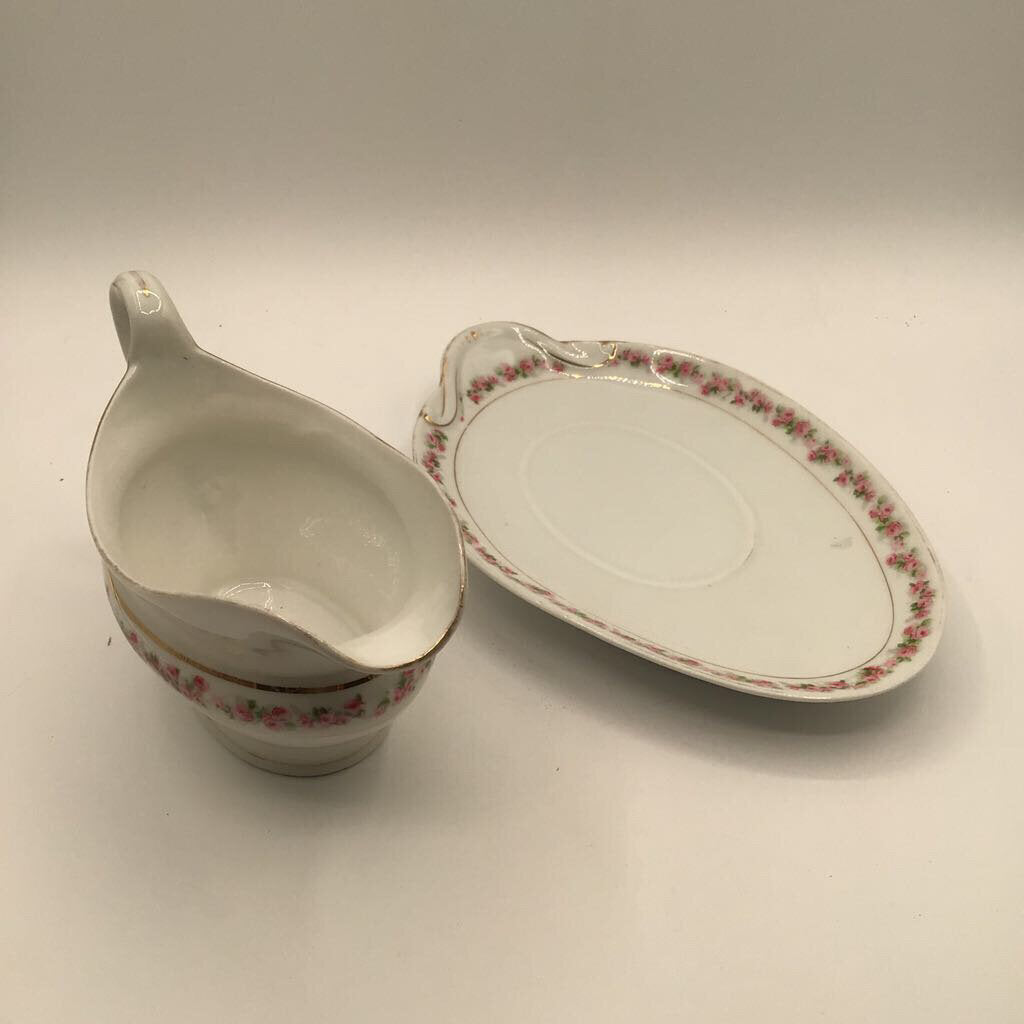 Gravy Boat with Underplate Bassett Limoges