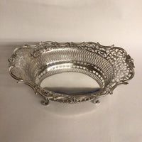 Sterling Silver oval footed basket - 19 century