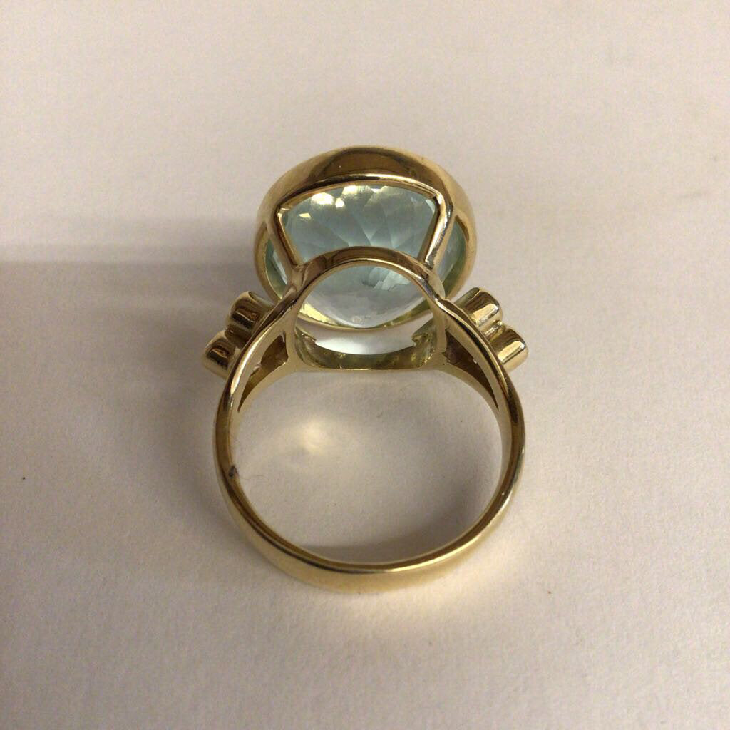 18Kt Diamond and Blue Stone Ring Vintage 1960