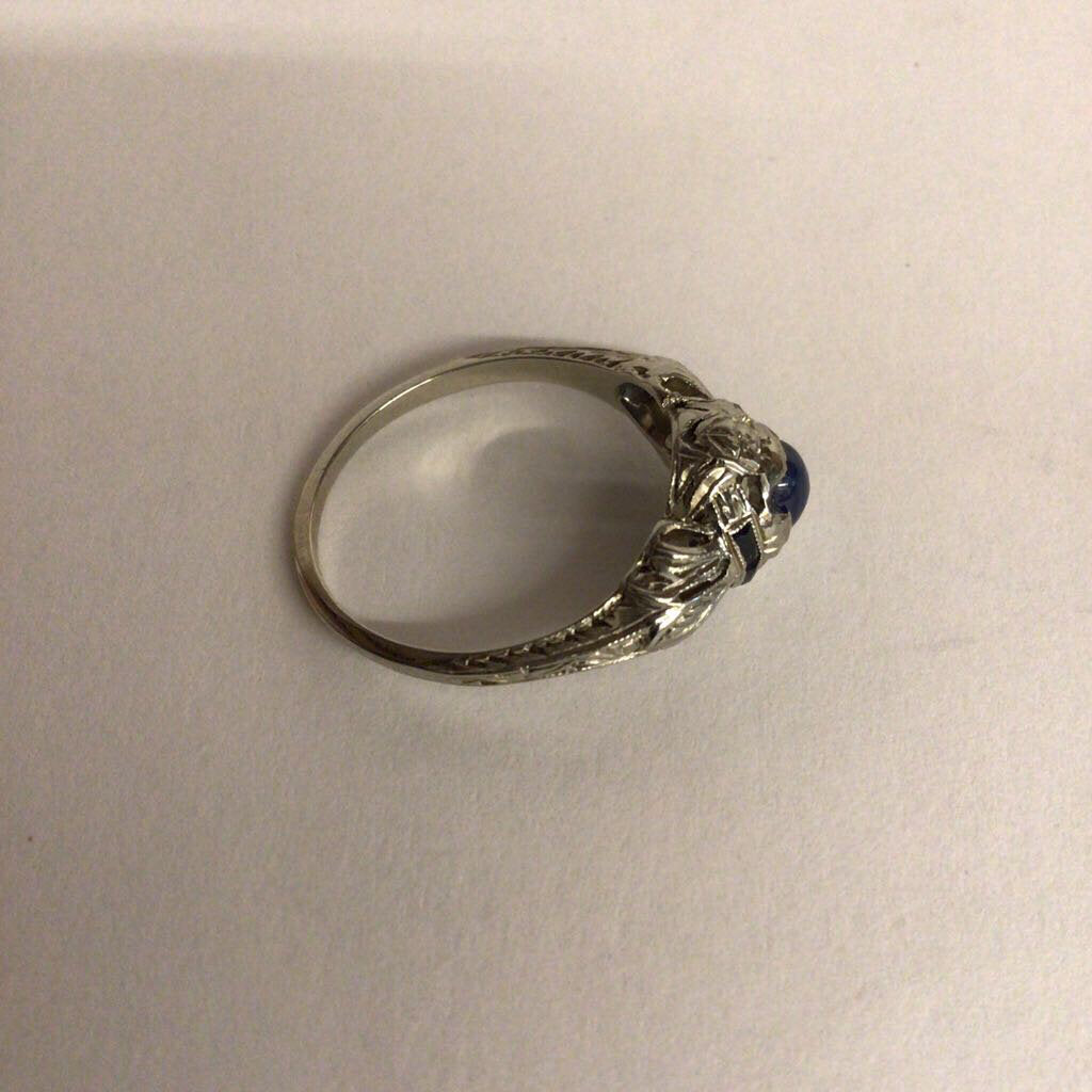 18Kt Sapphire Ring ca. 1920