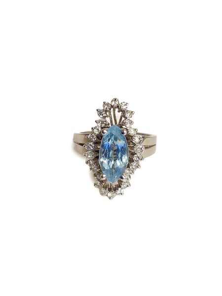 18Kt Blue Topaz & Diamond Ring
