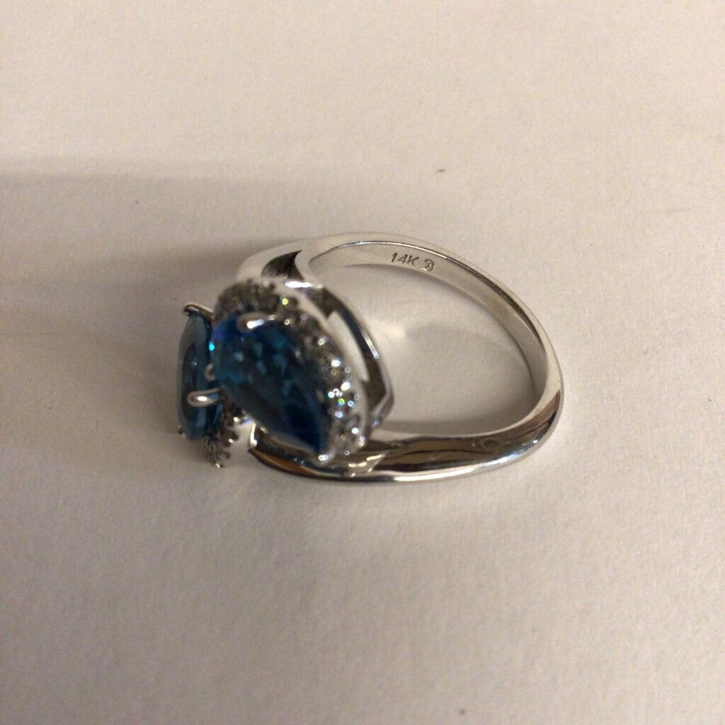 14Kt Diamond & Blue Topaz Ring