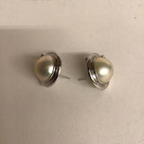 14Kt White Gold Mabe Pearl Earrings
