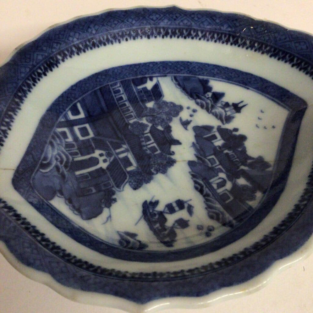 19th c. Nanking Leaf Dish, Repaired