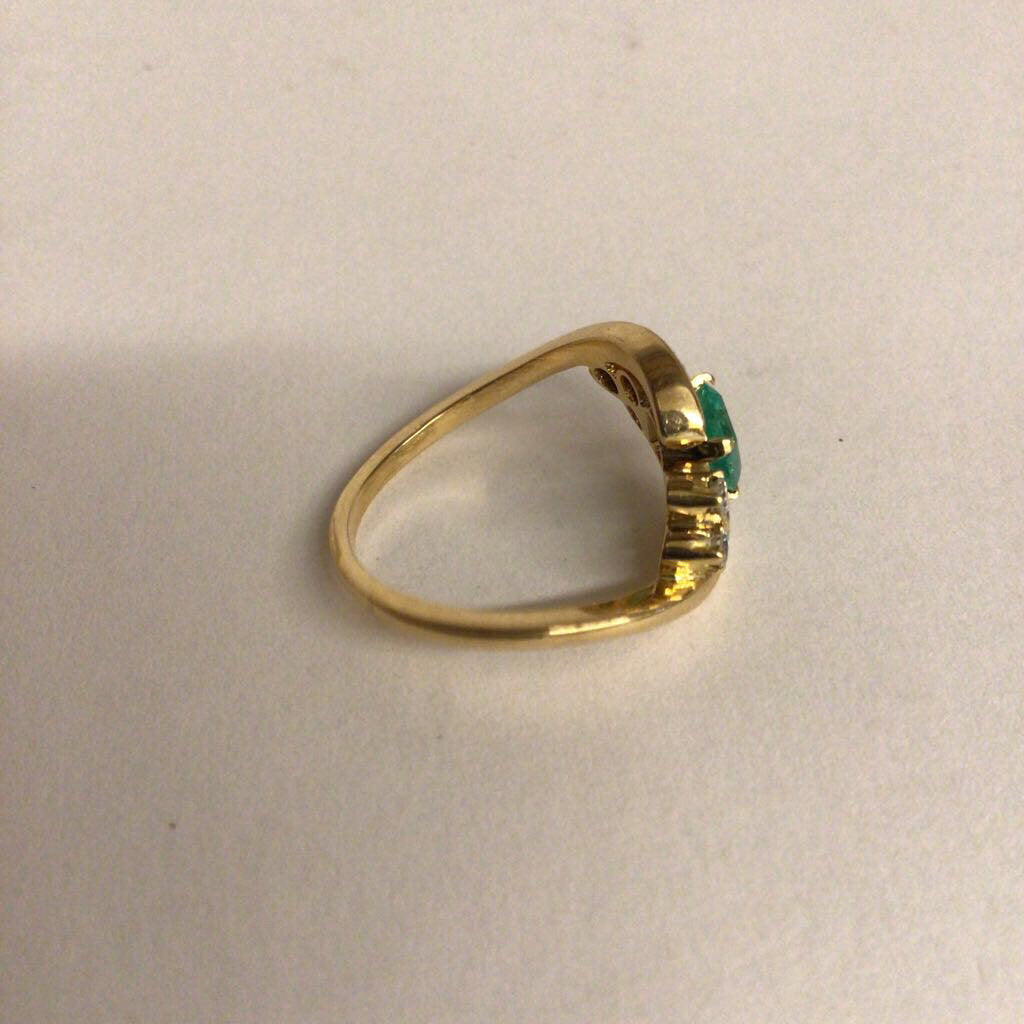 18kt Yellow Gold, Emerald & Diamond Ring